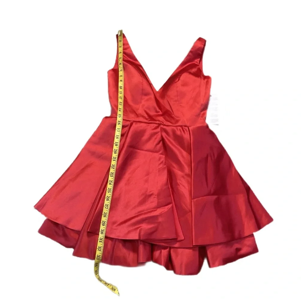 NWT Stacees Dress Womens sz 6 Red Deep V Neck Mini Party Prom Special Oc… - Picture 3 of 7